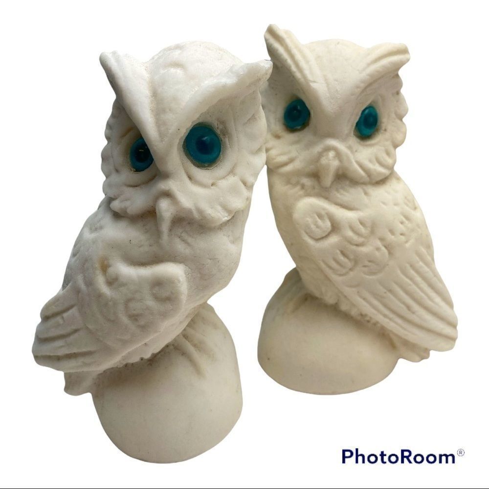 Vintage Pair of Alabaster Owls- Salt Stone 🦉 Figurines